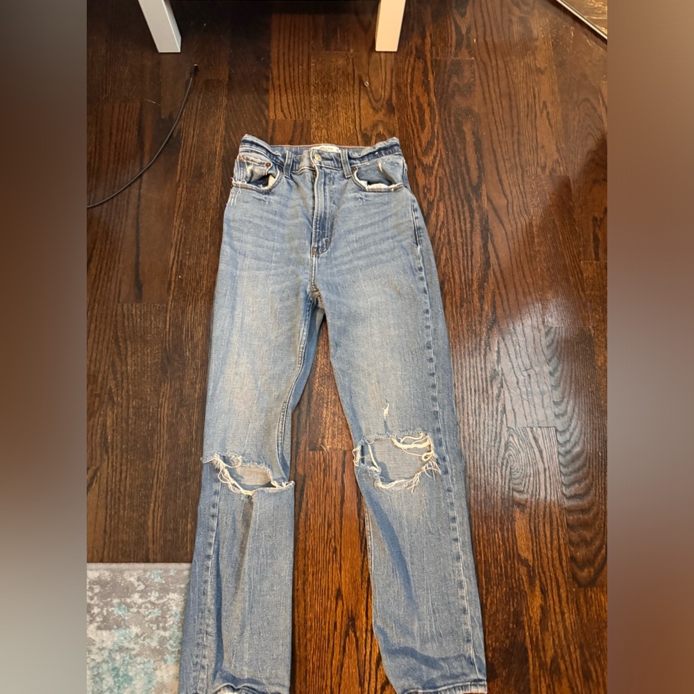 Abercrombie- ankle straight ultra high rise jeans size 26/2s